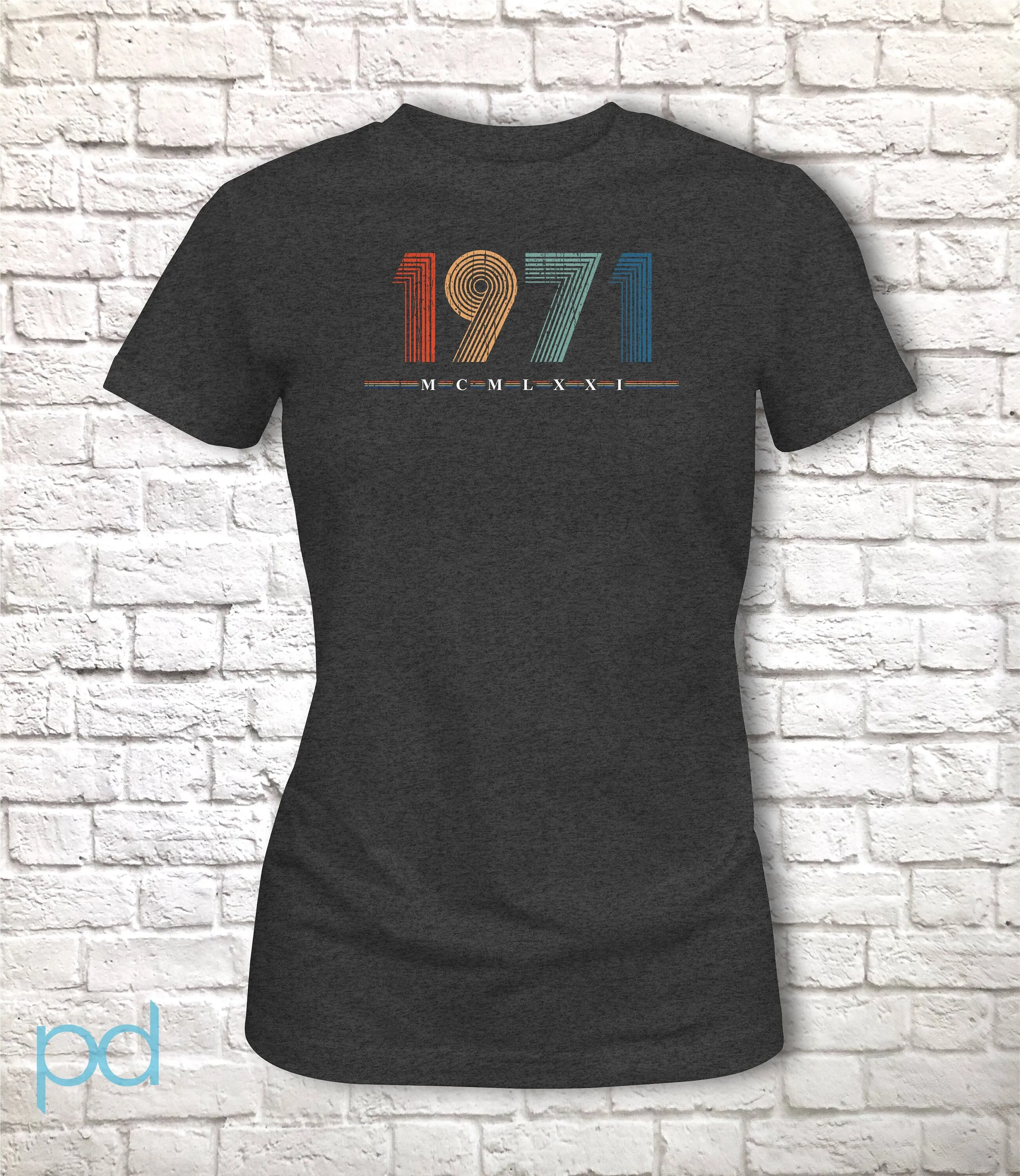 1971 Women's T Shirt, 51st Birthday Gift Ladies T-Shirt in Retro & Vintage 70s style, MCMLXXI Fiftieth Bday Fitted Fit Tee Shirt Top